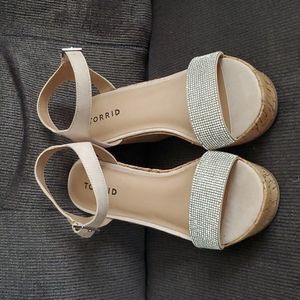 Torrid 7W blush embellished wedge